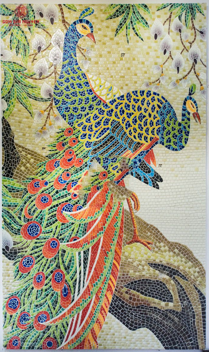 Tranh mosaic chim công