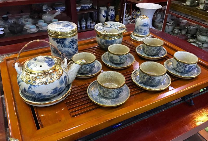 Bộ ấm chén Bát Tràng giả cổ